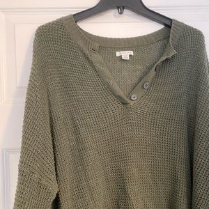 American Eagle light sweater